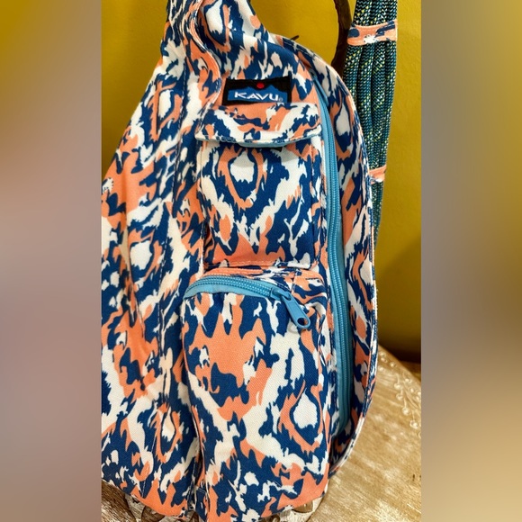 EUC 💠 Kavu Rope Shoulder Bag. Orange/Blue/White Exceptionally clean inside/out - Picture 5 of 14